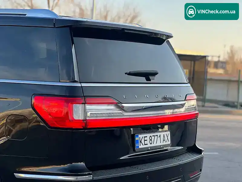Lincoln Navigator 2019, фото з оголошення 2 з 21, VIN 5LMJJ2JT1KEL11201