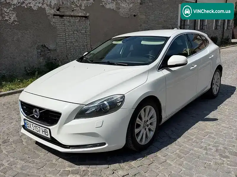 Volvo V40 2013, фото з оголошення 2 з 16, VIN YV1MV848BE2128407
