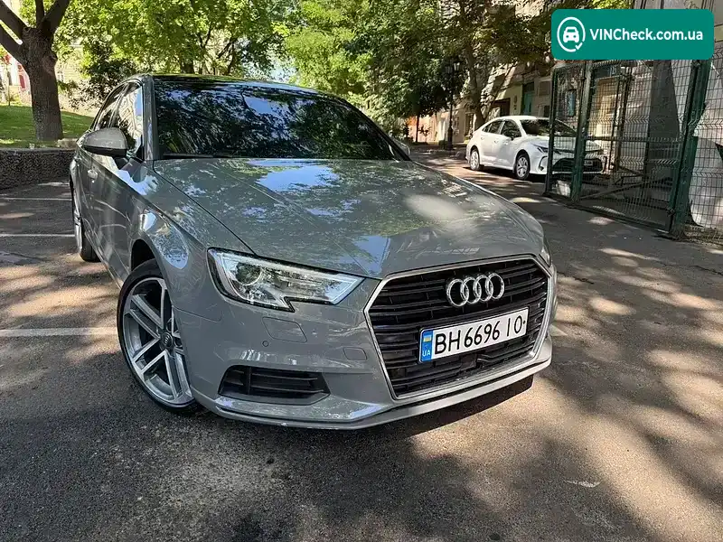 Audi A3 2019, фото з оголошення 1 з 20, VIN WAUAUGFF5LA023783