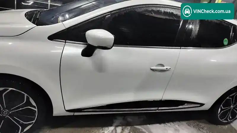 Renault Clio 2018, фото з оголошення 2 з 21, VIN VF15RBJ0DJR441695