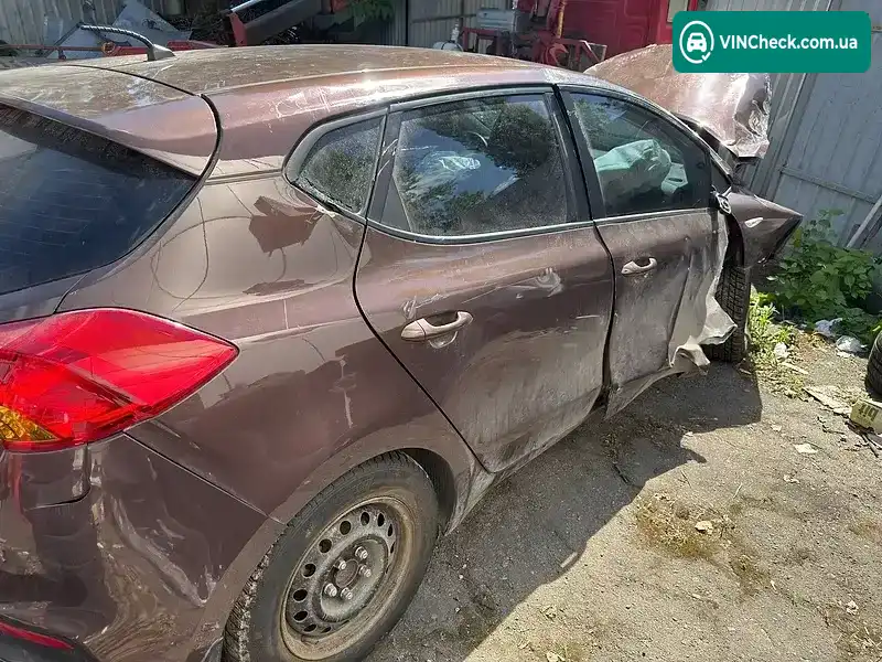 Kia Ceed 2012, фото з оголошення 2 з 9, VIN U5YHN512ADL028600