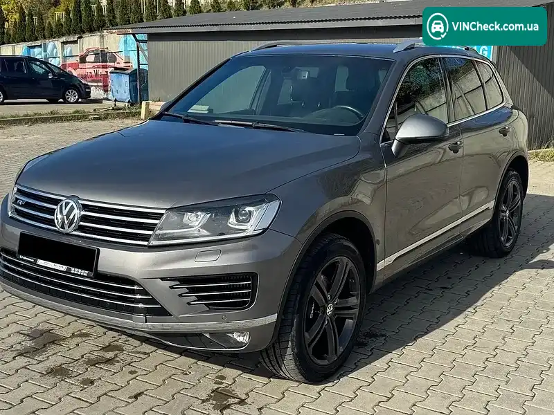 Volkswagen Touareg 2015, фото з оголошення 2 з 18, VIN WVGZZZ7PZGD021684