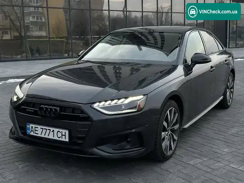 Audi A4 2023, фото з оголошення 2 з 21, VIN WAUBBAF43PN013788