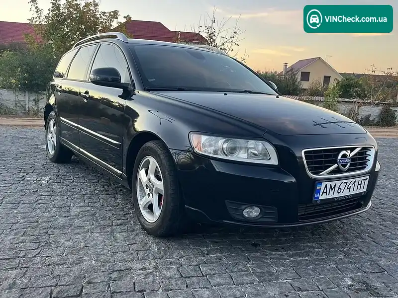 Volvo V50 2012, фото з оголошення 1 з 20, VIN YV1MW5850C2682123