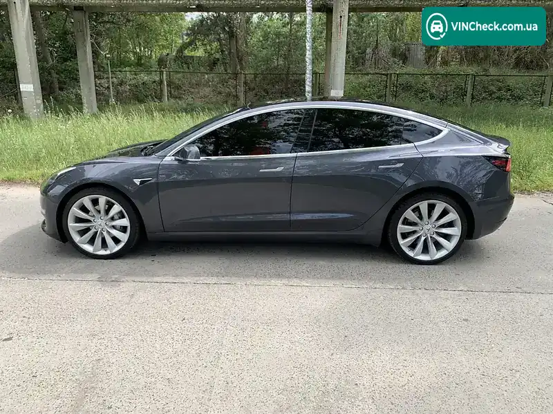 Tesla Model 3 2018, фото з оголошення 2 з 20, VIN 5YJ3E1EB8JF103782