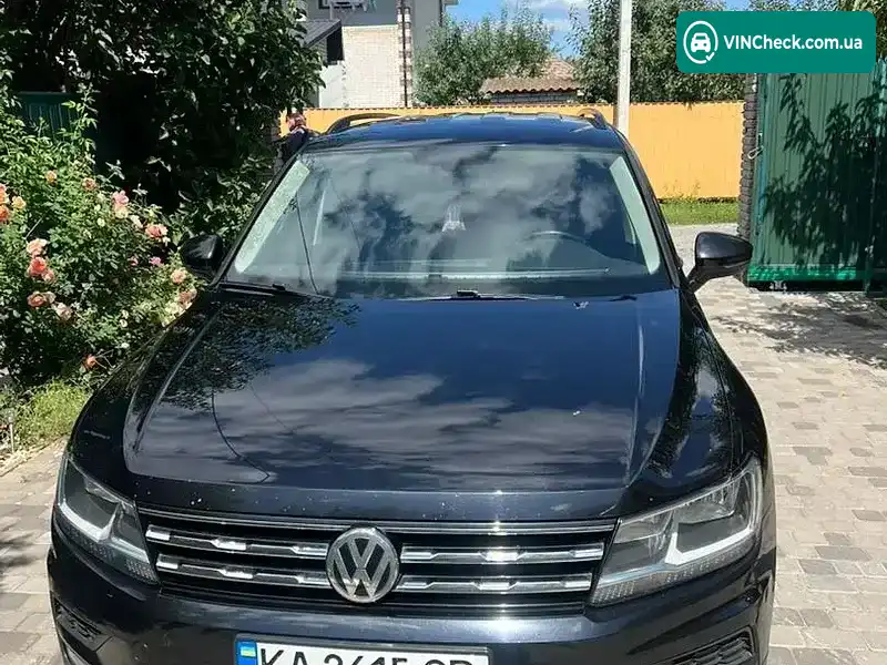 Volkswagen Tiguan 2018, фото з оголошення 1 з 17, VIN 3VV2B7AXXJM009389