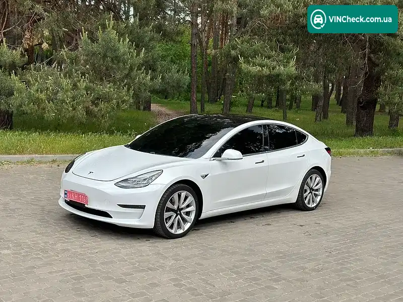 Tesla Model 3 2018, фото з оголошення 1 з 20, VIN 5YJ3E1EA3JF049198