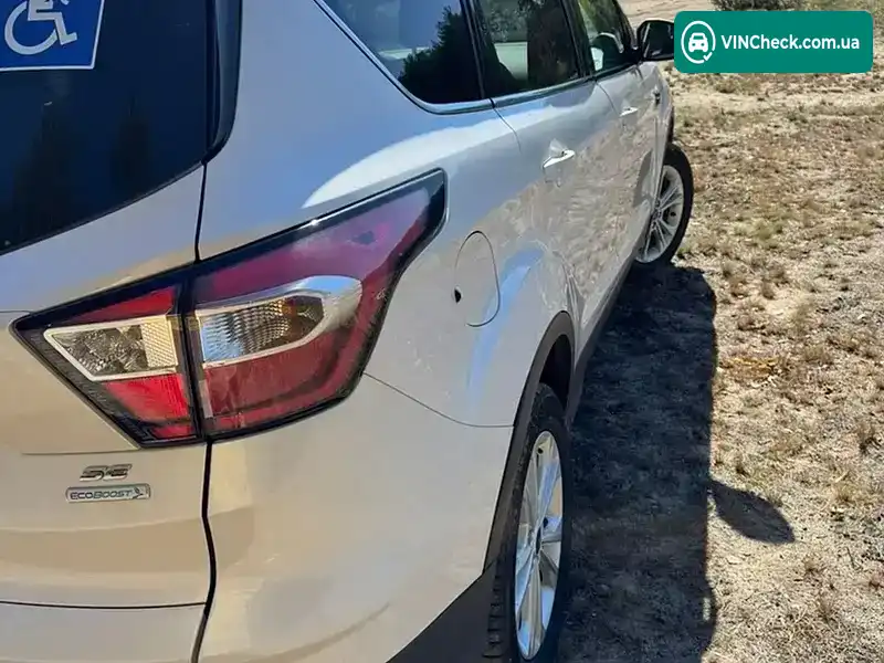 Ford Escape 2017, фото з оголошення 1 з 21, VIN 1FMCU0GD9HUE38574
