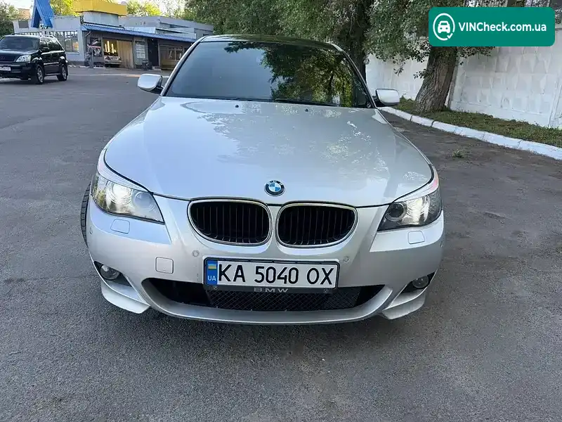 BMW 5 Series 2004, фото з оголошення 2 з 21, VIN WBANA51090B040156