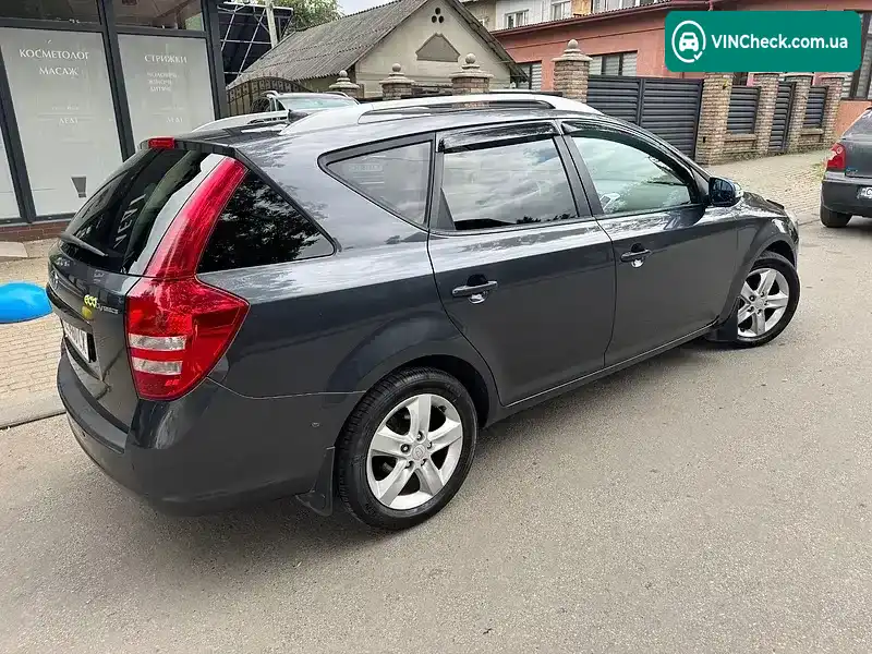 Kia Ceed 2010, фото з оголошення 2 з 11, VIN U5YHC811AAL167879