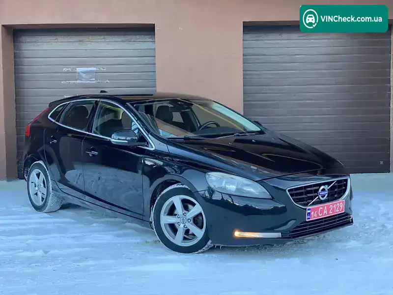 Volvo V40 2013, фото з оголошення 2 з 20, VIN YV1MV848102021497