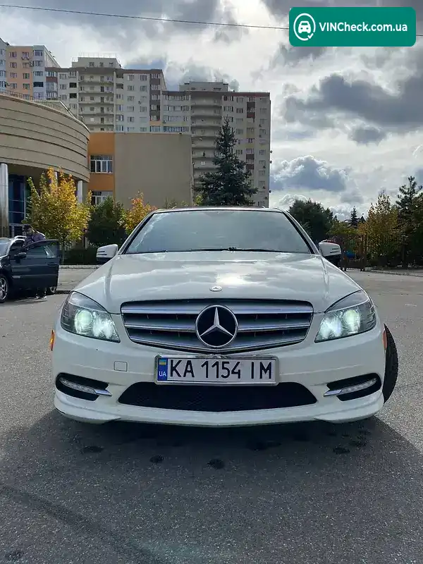 Mercedes-Benz C-Class 2010, фото з оголошення 2 з 19, VIN WDDGF5EB0BR139960