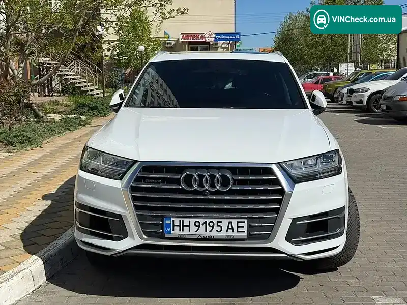 Audi Q7 2019, фото з оголошення 2 з 20, VIN WA1LAAF70KD043747