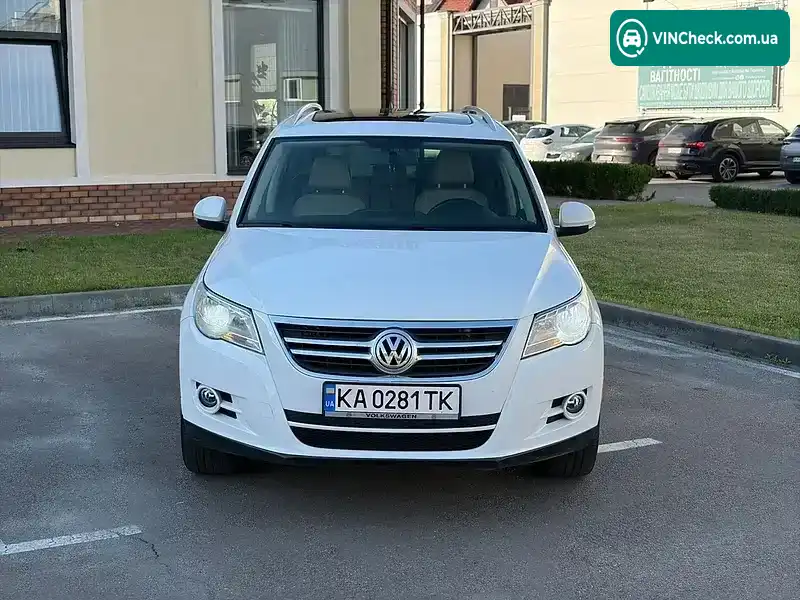 Volkswagen Tiguan 2010, фото з оголошення 2 з 20, VIN WVGAV7AXXAW517195