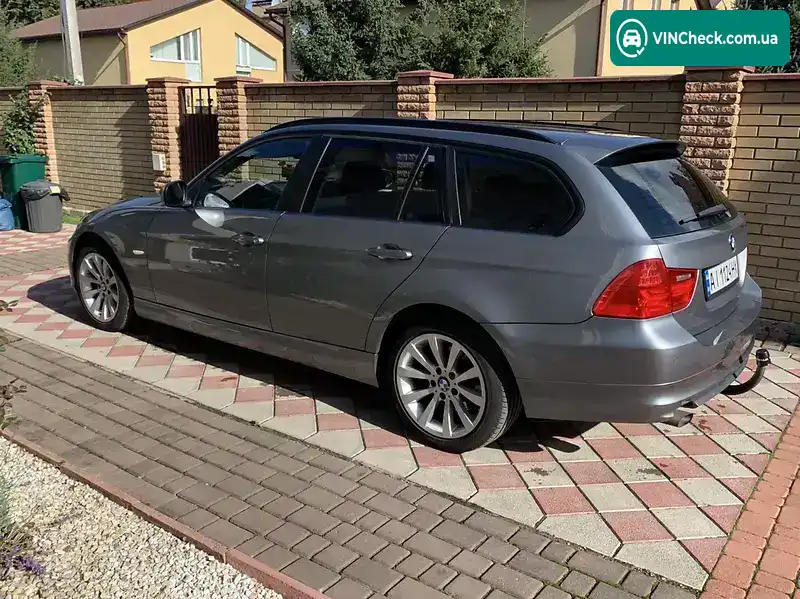 BMW 3 Series 2011, фото з оголошення 1 з 19, VIN WBAUT31040F021095