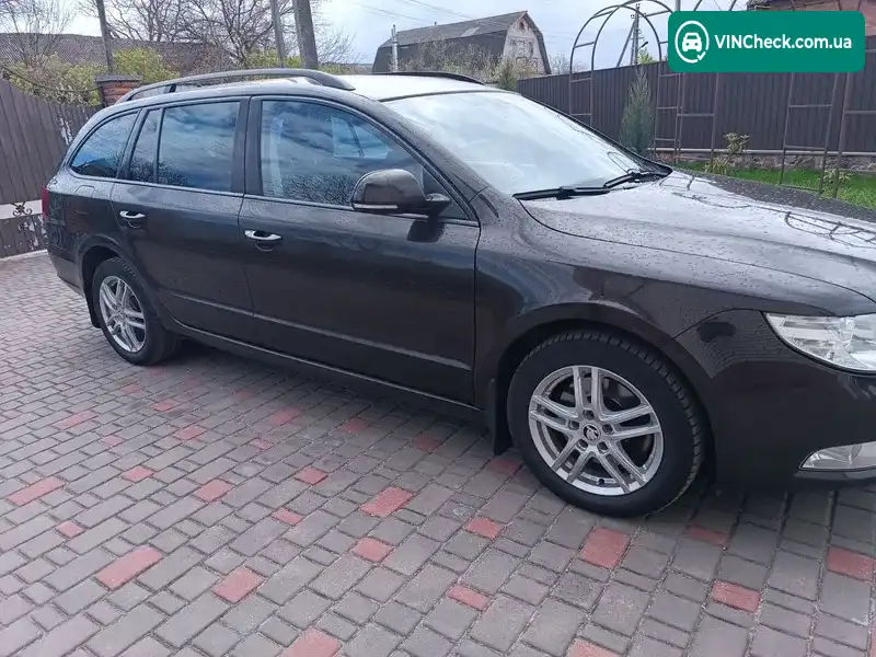 Skoda Superb 2012, фото з оголошення 2 з 20, VIN TMBJJ73T7C9058798