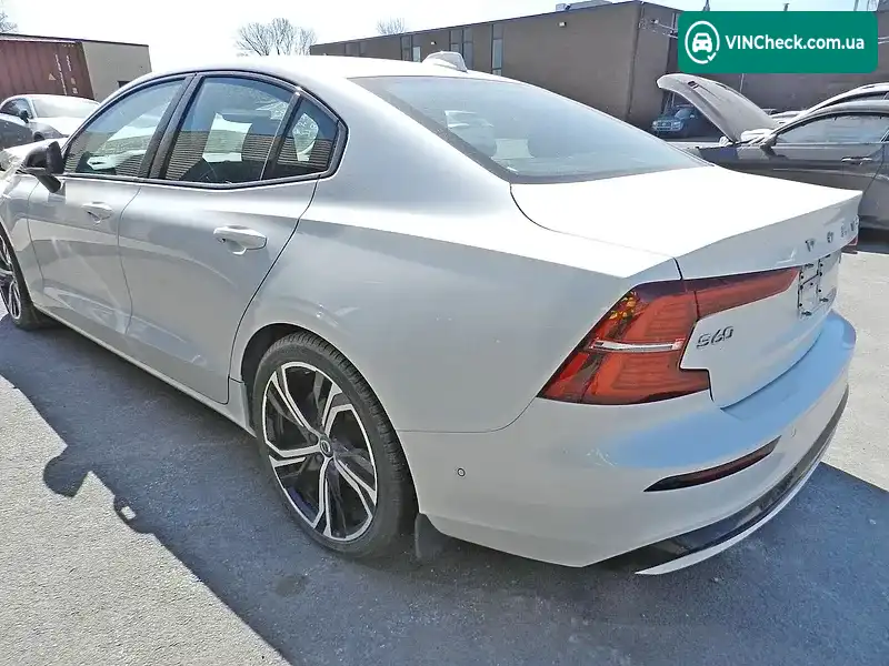Volvo S60 2023, фото з оголошення 1 з 20, VIN 7JRL12TMXRG303930