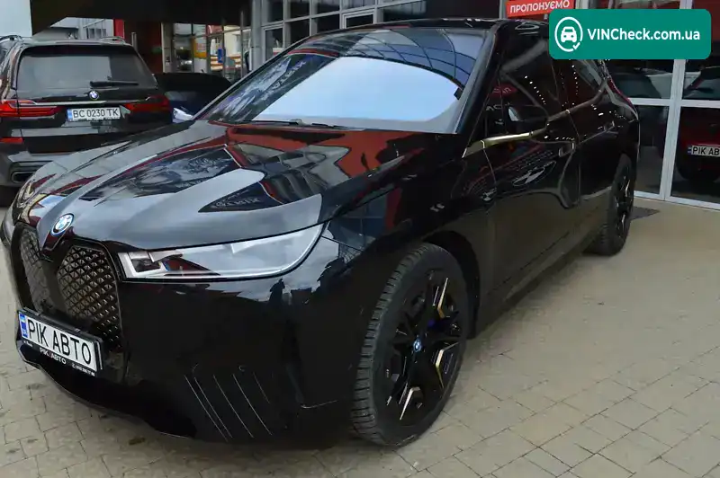 BMW iX 2022, фото з оголошення 2 з 21, VIN WB533CF04PCM56388