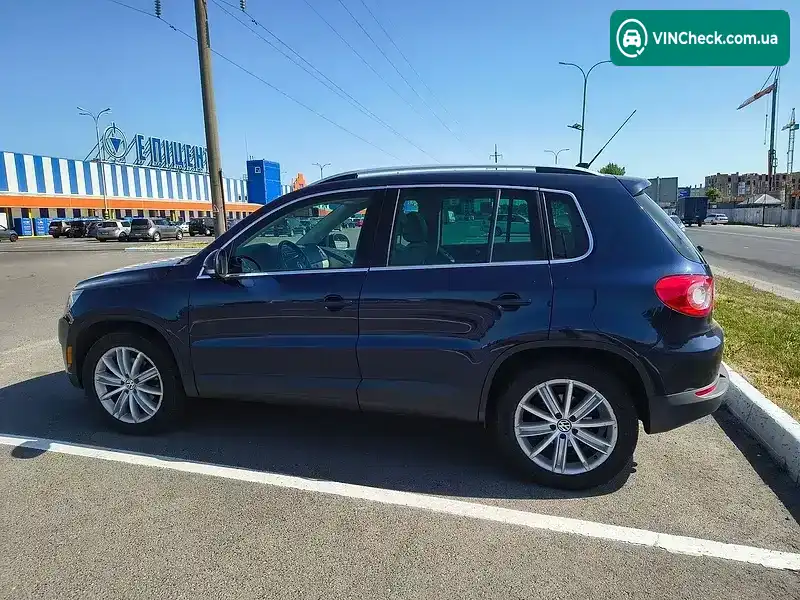 Volkswagen Tiguan 2010, фото з оголошення 1 з 20, VIN WVGBV7AX7BW515054