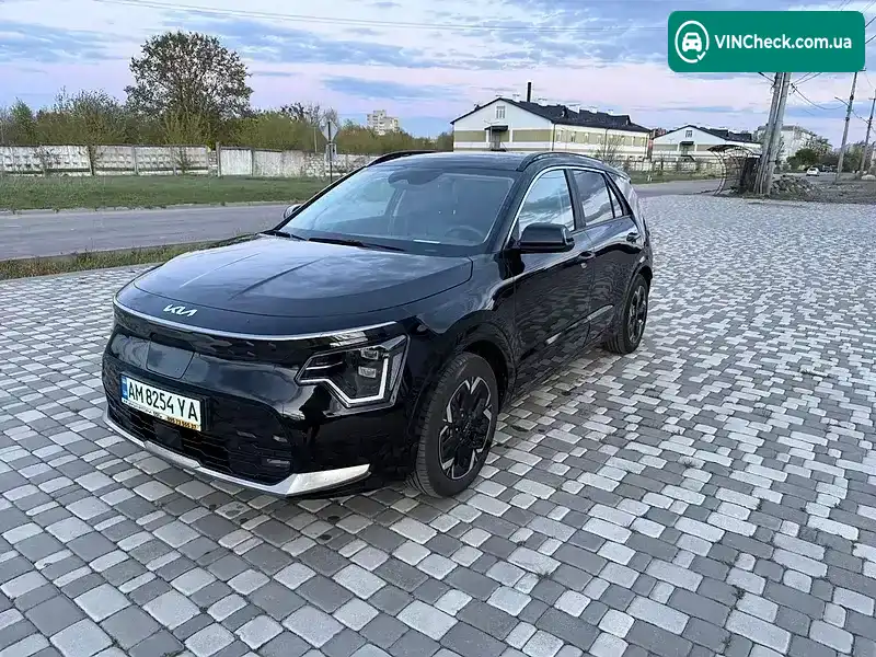 Kia Niro 2023, фото з оголошення 2 з 21, VIN KNACT811FR5060313