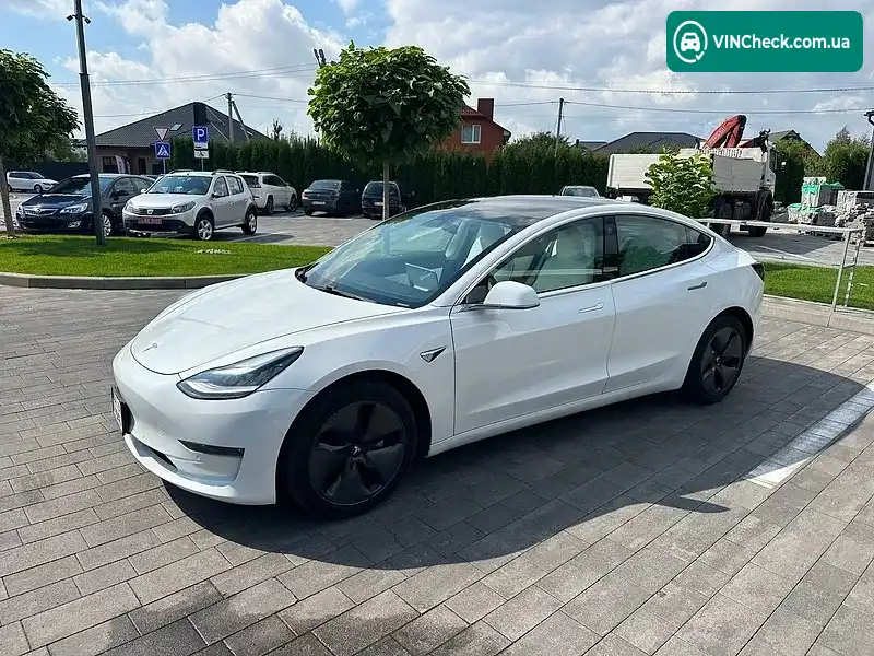 Tesla Model 3 2019, фото з оголошення 2 з 20, VIN 5YJ3E1EB6KF512980