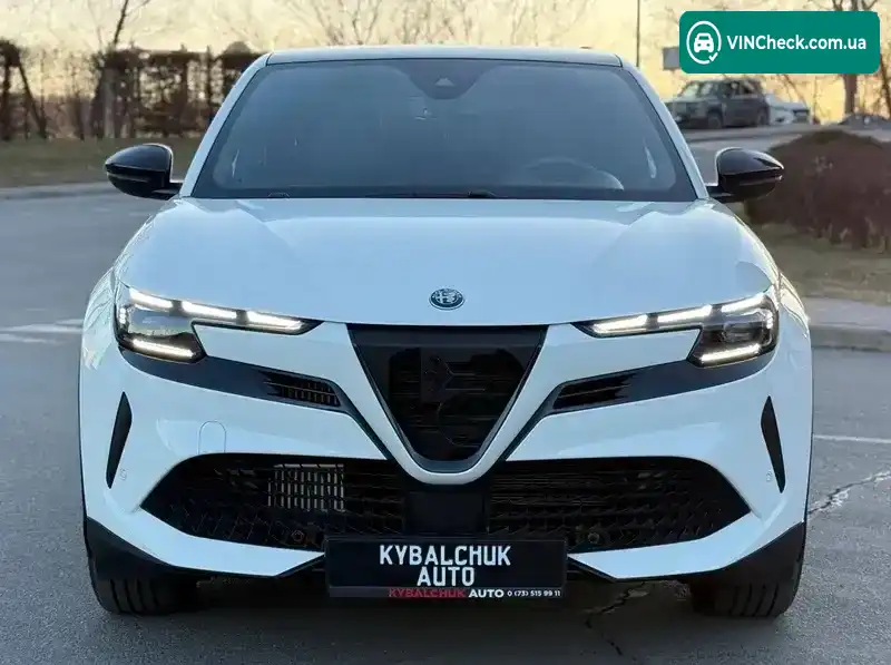 Alfa Romeo Junior 2025, фото з оголошення 2 з 21, VIN ZAA5AVATXRJA31915