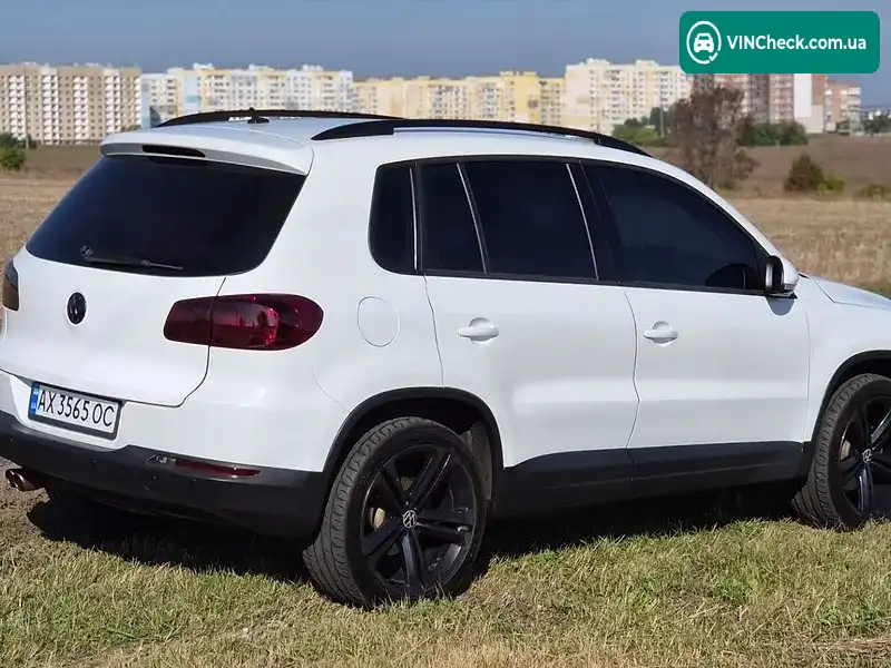 Volkswagen Tiguan 2016, фото з оголошення 2 з 6, VIN WVGAV7AX0GW580444