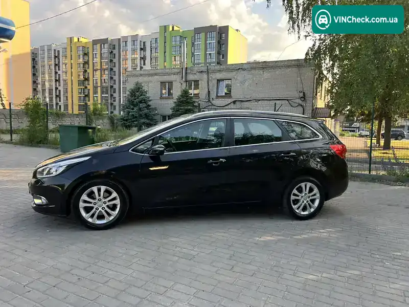 Kia Ceed 2012, фото з оголошення 2 з 20, VIN U5YHN813GDL017592