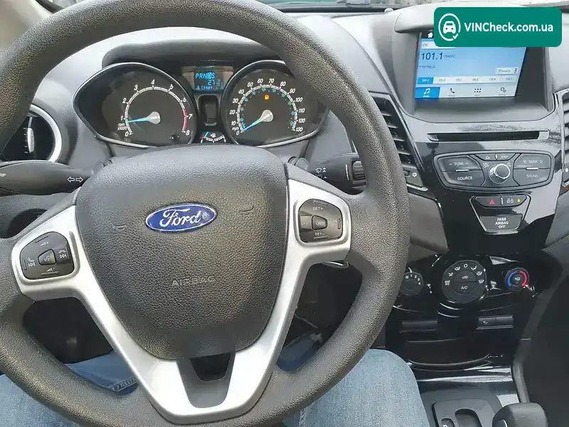 Ford Fiesta 2019, фото з оголошення 2 з 20, VIN 3FADP4EJ9KM133514