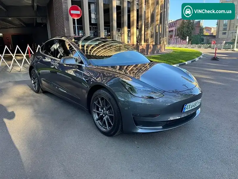 Tesla Model 3 2019, фото з оголошення 2 з 20, VIN 5YJ3E1EA2KF400197