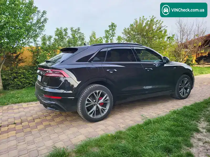 Audi Q8 2019, фото з оголошення 2 з 9, VIN WAUZZZF18KD026114