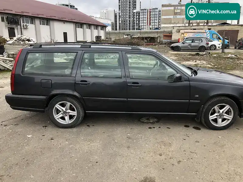 Volvo V70 1999, фото з оголошення, VIN YV1LW7206X2630428