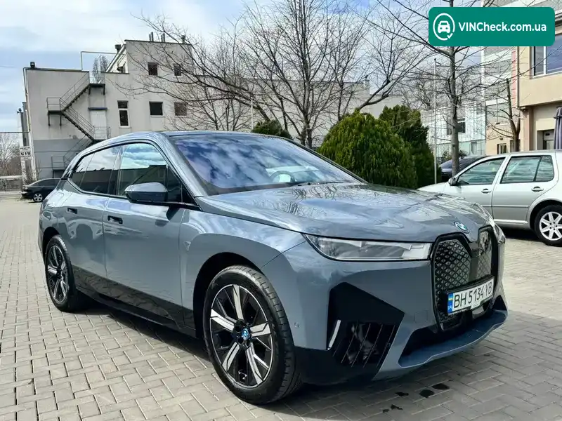 BMW iX 2023, фото з оголошення 1 з 21, VIN WB523CF08RCR31149