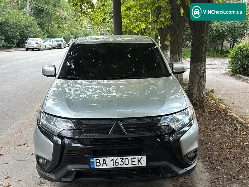Mitsubishi Outlander 2020, фото з оголошення 2 з 15, VIN JMBXTGF2WLZ000769