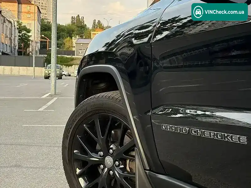 Jeep Grand Cherokee 2018, фото з оголошення 1 з 11, VIN 1C4RJFBG1JC338296