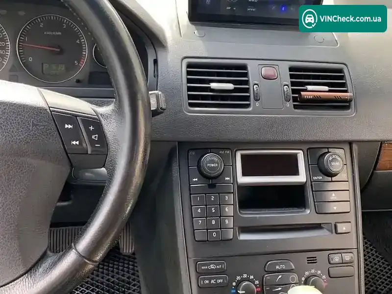 Volvo XC90 2005, фото з оголошення 2 з 20, VIN W0LF7BMA68V667027