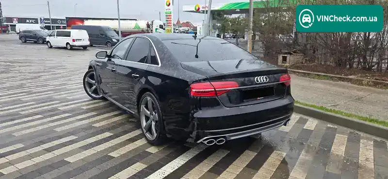 Audi A8 2016, фото з оголошення 2 з 20, VIN WAUZZZ4H4HN010849
