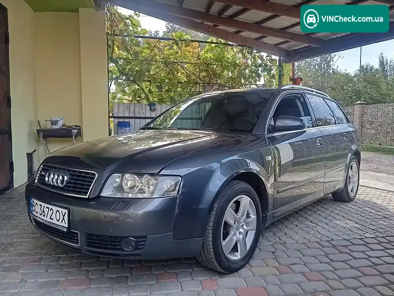 Audi A4 2002, фото з оголошення 1 з 4, VIN WAUZZZ8E72A278552