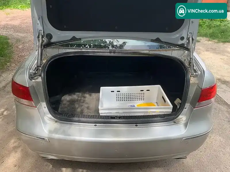 Hyundai Sonata 2009, фото з оголошення 2 з 18, VIN Y6LEU41FP9L201517