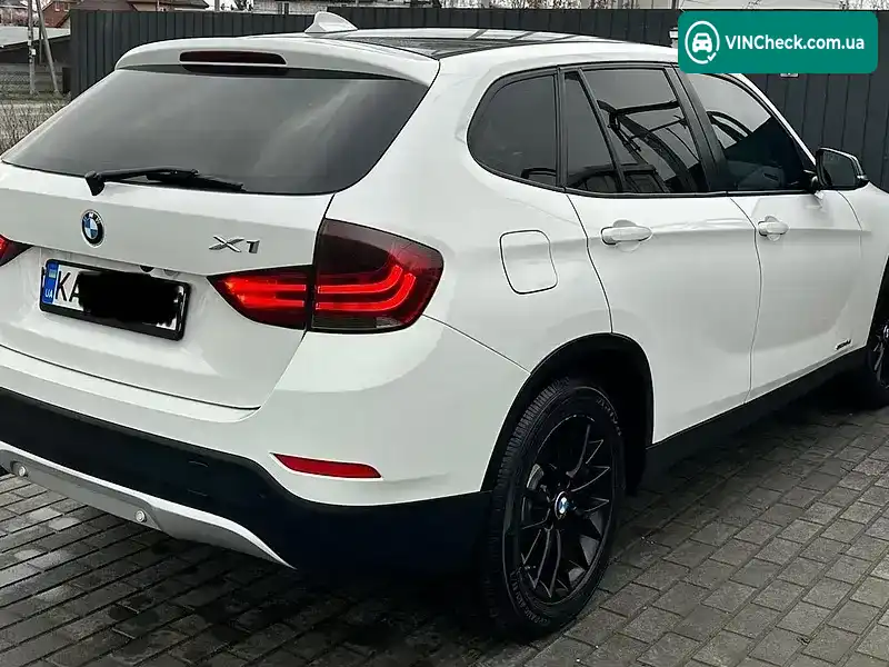 BMW X1 2015, фото з оголошення 2 з 7, VIN WBAVN71060VY96495