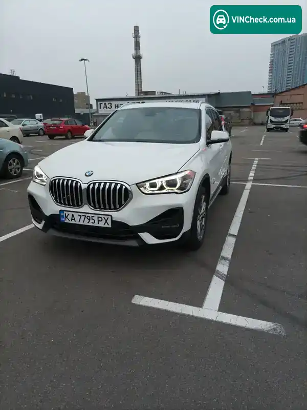 BMW X1 2017, фото з оголошення 1 з 20, VIN WBXHT3C33J5K29393