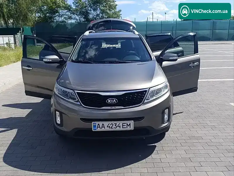 Kia Sorento 2014, фото з оголошення 1 з 20, VIN 5XYKT4A68FG582006