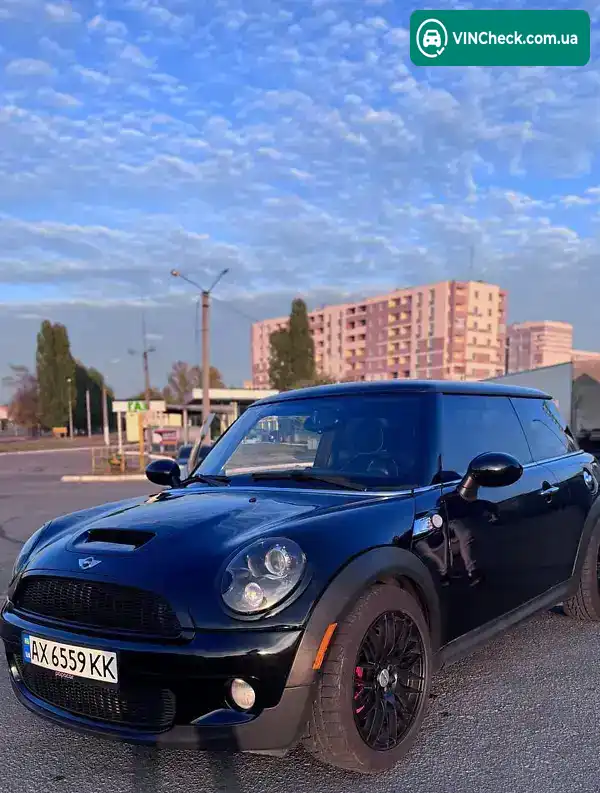 MINI Hatch 2010, фото з оголошення 2 з 21, VIN WMWSV3C57BTY22408