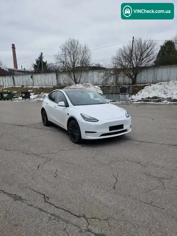 Tesla Model Y 2023, фото з оголошення 2 з 15, VIN 7SAYGDEE3PA098883