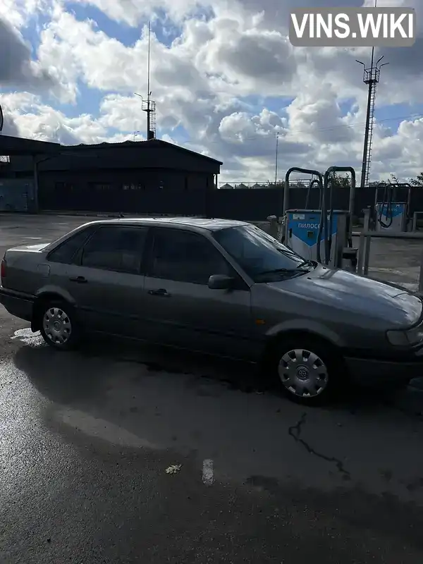 Volkswagen Passat 1994, фото з оголошення 1 з 13, VIN WVWZZZ3AZRB171789