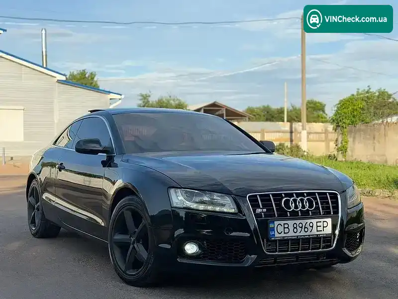 Audi A5 2010, фото з оголошення 2 з 20, VIN WAULFAFR1AA052575
