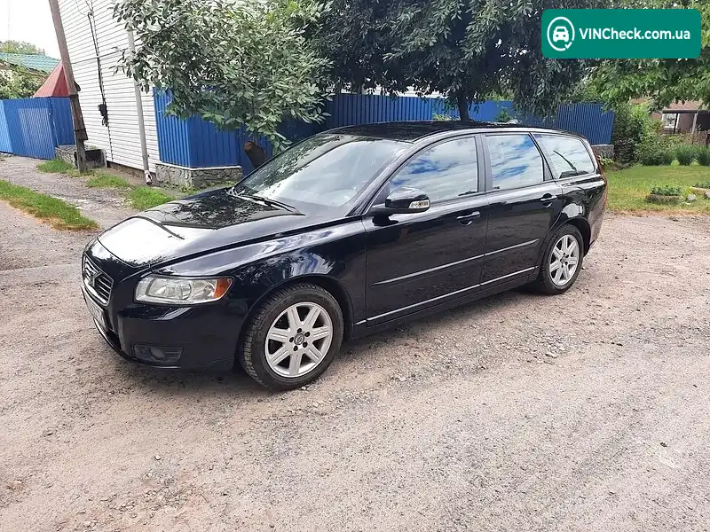 Volvo V50 2010, фото з оголошення 1 з 20, VIN YV1MW76E2A2574784
