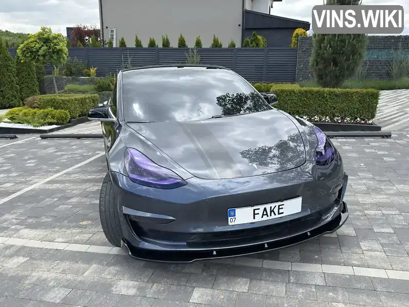 Tesla Model 3 2020, фото з оголошення 2 з 21, VIN 5YJ3E1EA2LF798951