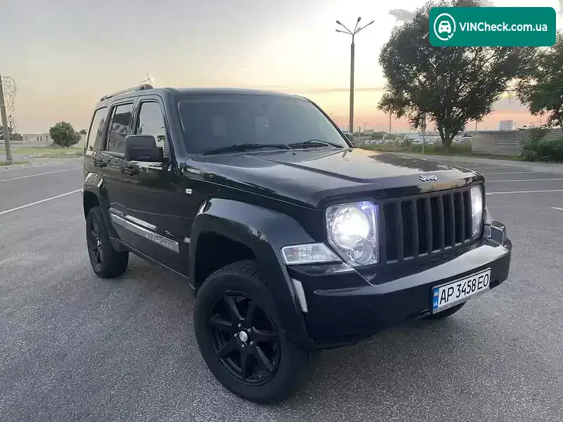 Jeep Cherokee 2009, фото з оголошення, VIN 1J8GNE8988W239734