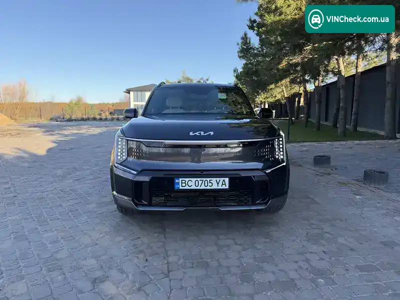 Kia EV9 2024, фото з оголошення 2 з 21, VIN KNDAEFS58R6043058